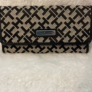 Tommy Hilgiger wallet